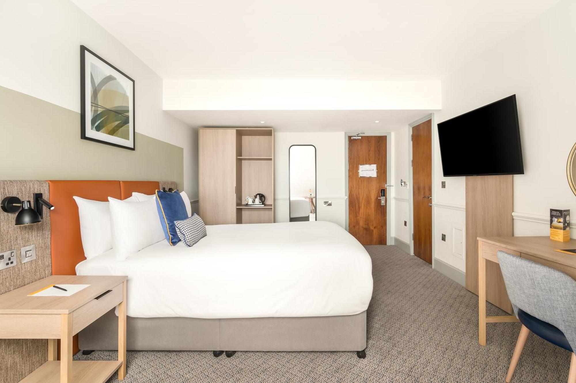 Voco Edinburgh - Royal Terrace By Ihg Hotel Bagian luar foto