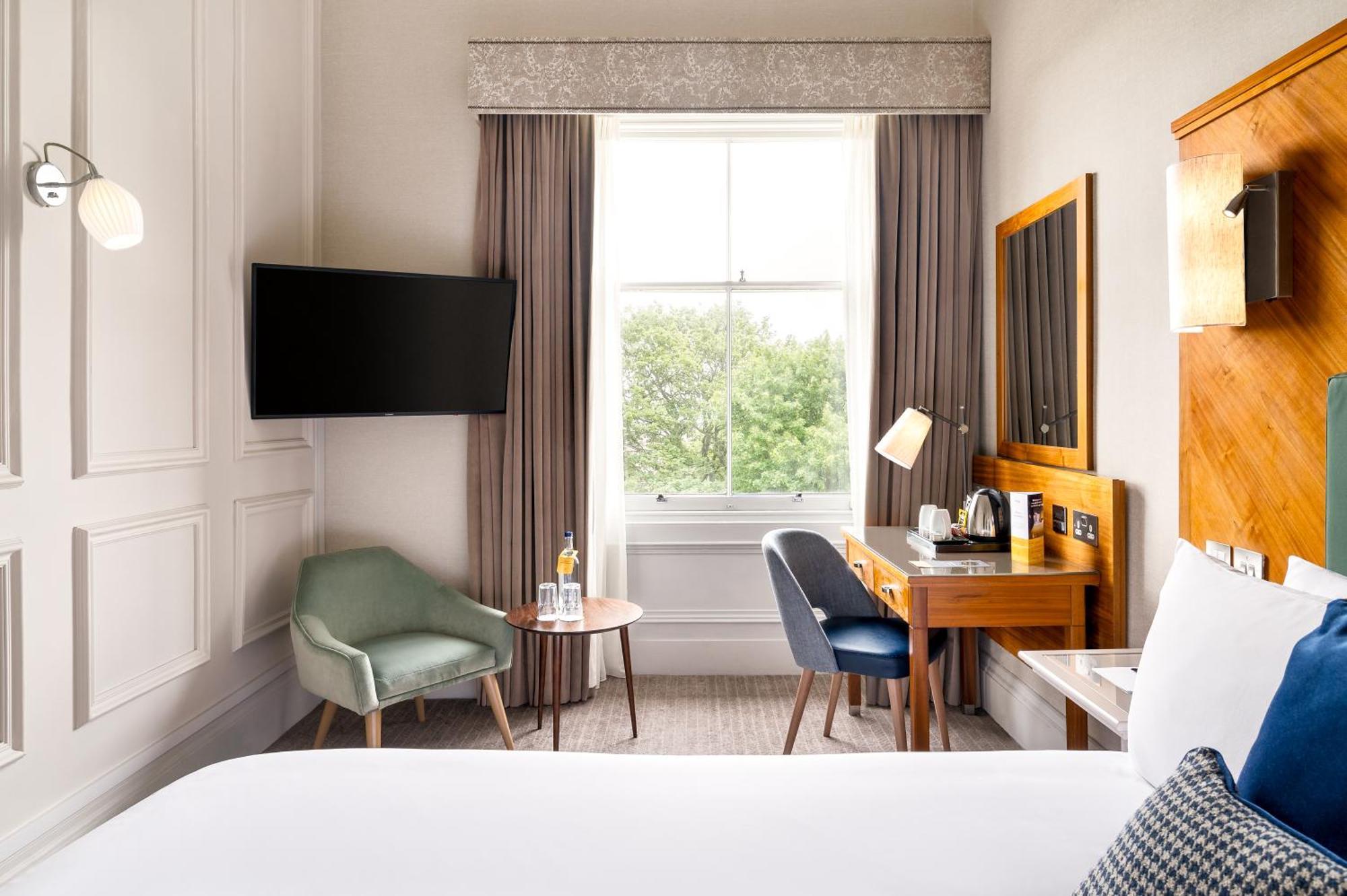 Voco Edinburgh - Royal Terrace By Ihg Hotel Bagian luar foto