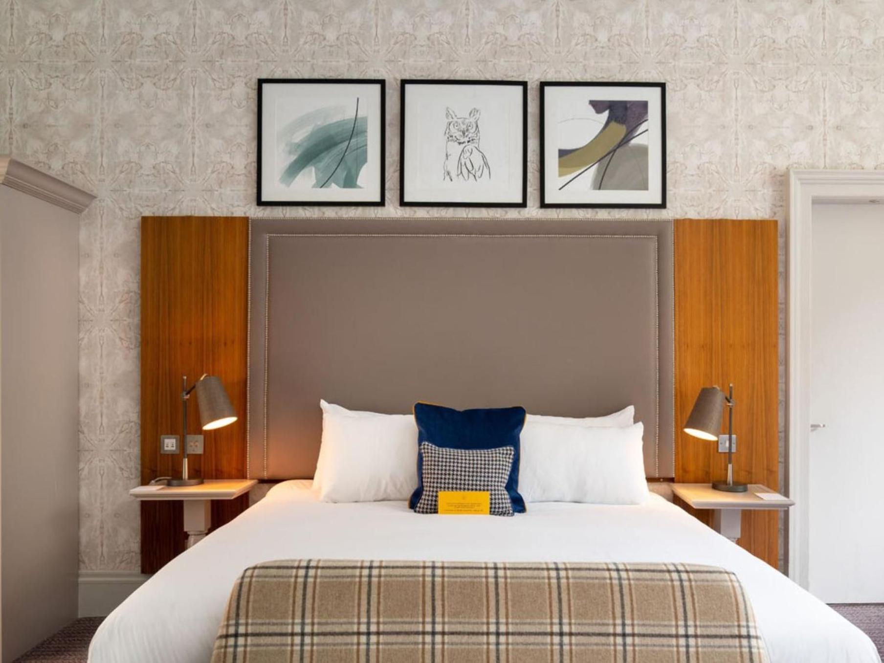 Voco Edinburgh - Royal Terrace By Ihg Hotel Bagian luar foto