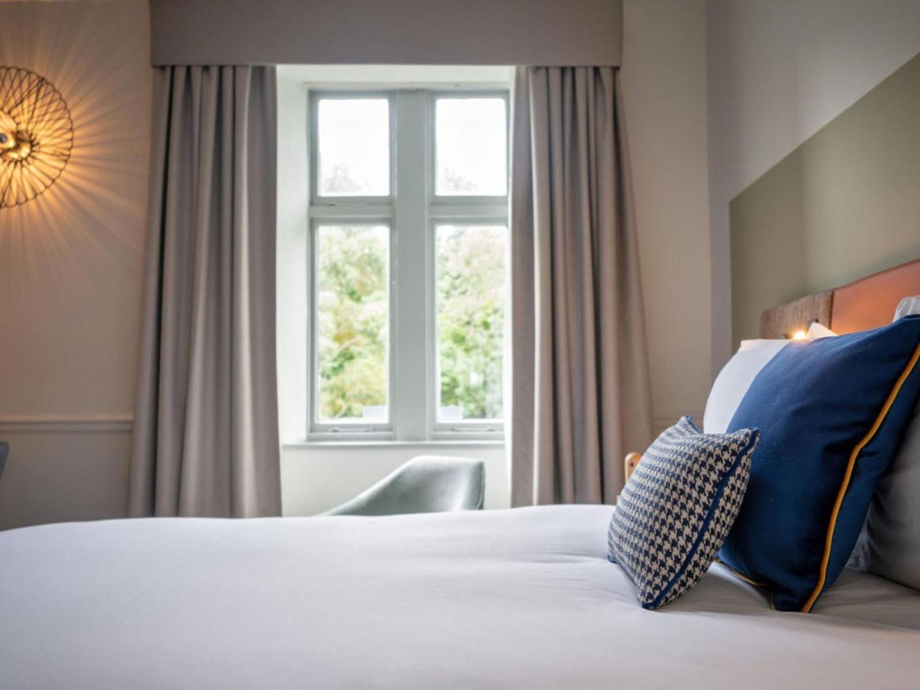Voco Edinburgh - Royal Terrace By Ihg Hotel Bagian luar foto