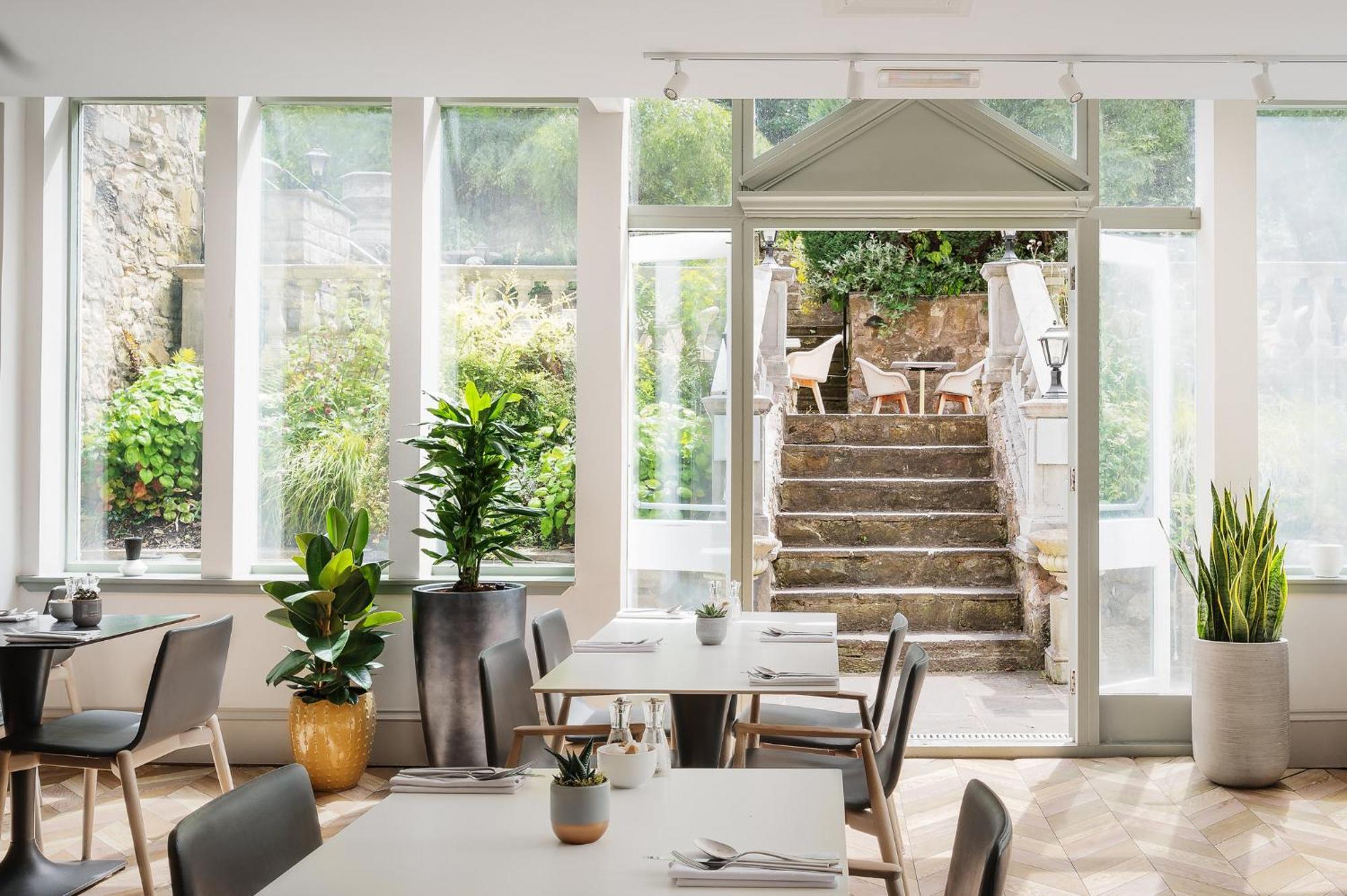 Voco Edinburgh - Royal Terrace By Ihg Hotel Bagian luar foto