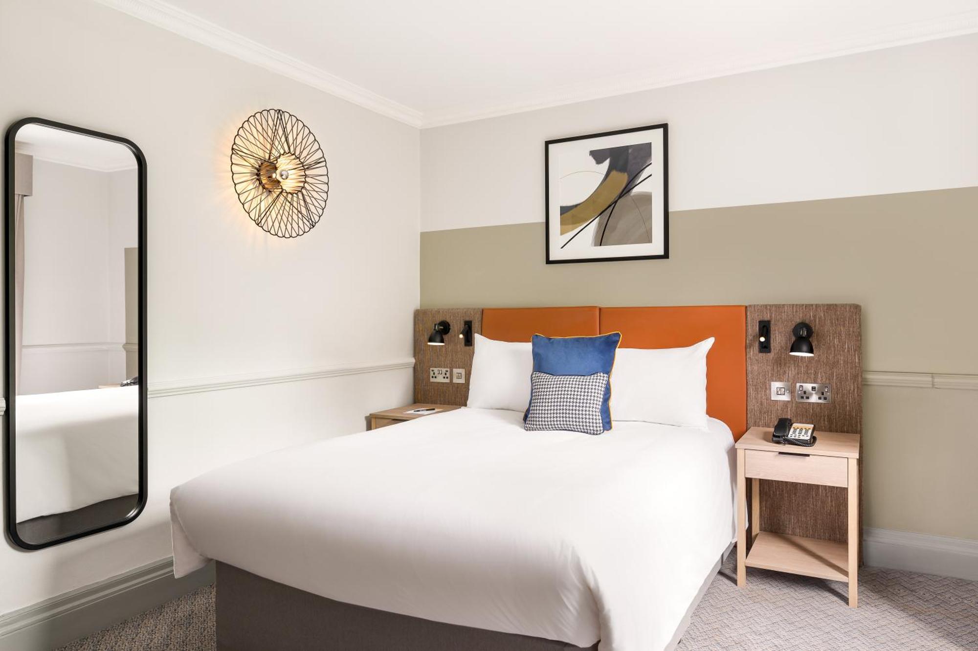 Voco Edinburgh - Royal Terrace By Ihg Hotel Bagian luar foto