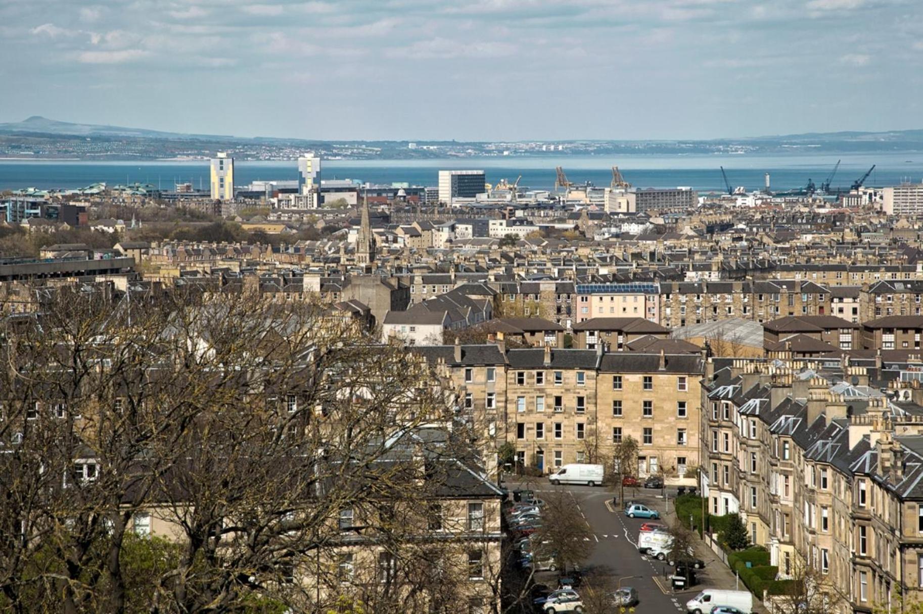 Voco Edinburgh - Royal Terrace By Ihg Hotel Bagian luar foto