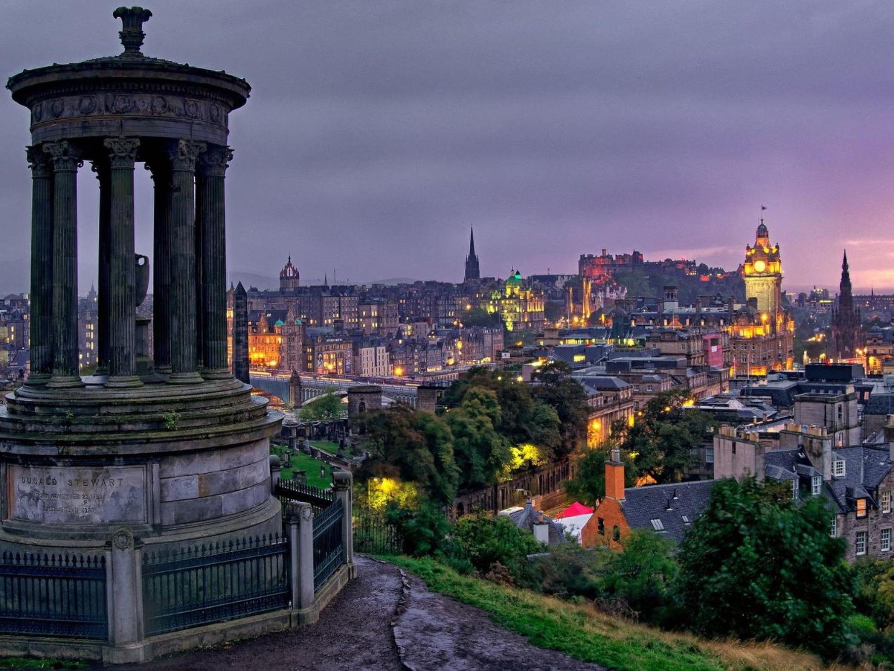 Voco Edinburgh - Royal Terrace By Ihg Hotel Bagian luar foto