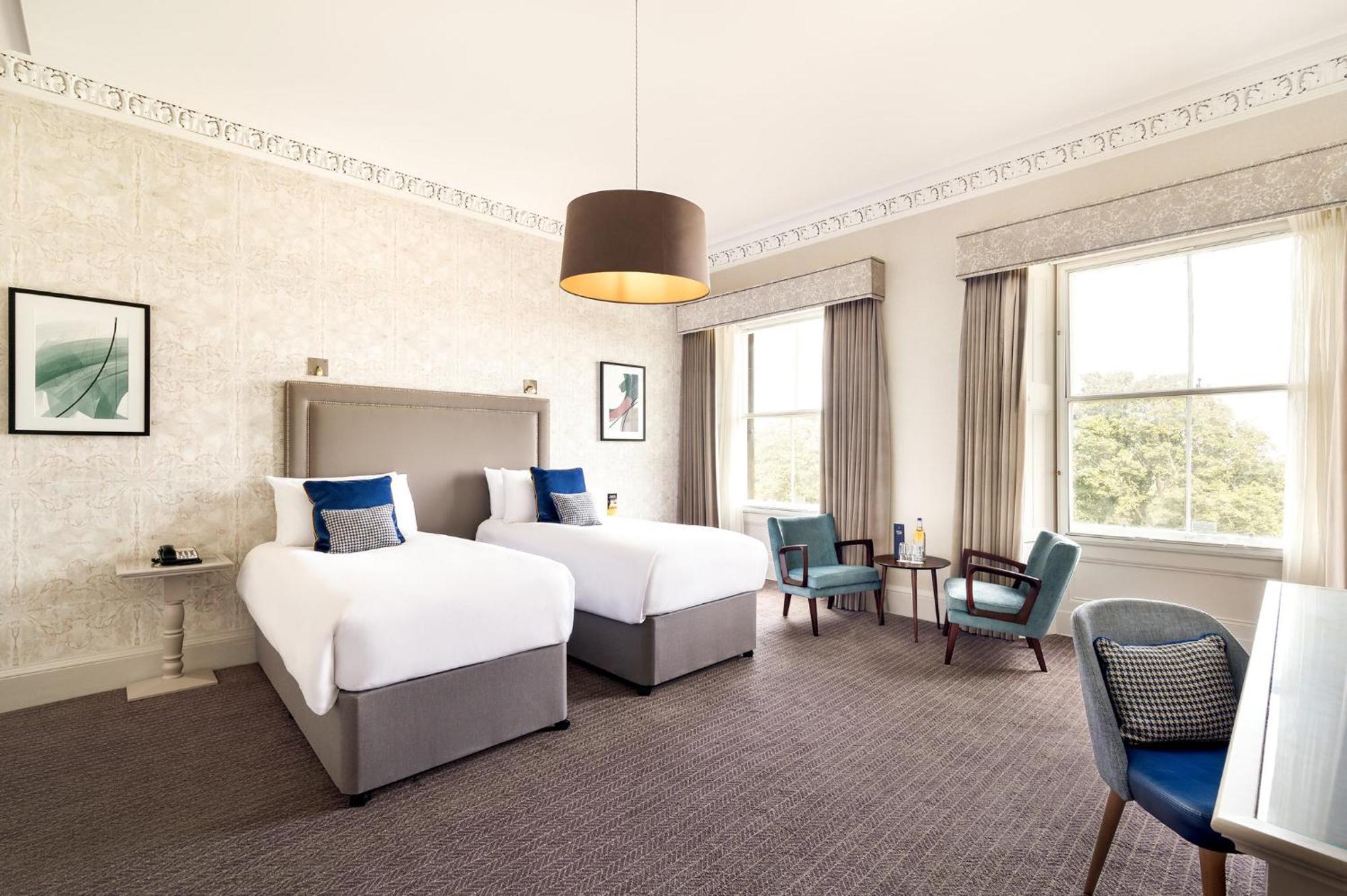 Voco Edinburgh - Royal Terrace By Ihg Hotel Bagian luar foto