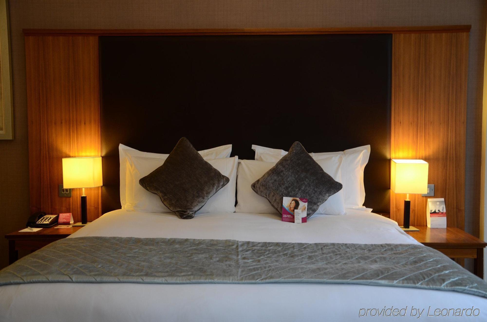 Voco Edinburgh - Royal Terrace By Ihg Hotel Bagian luar foto